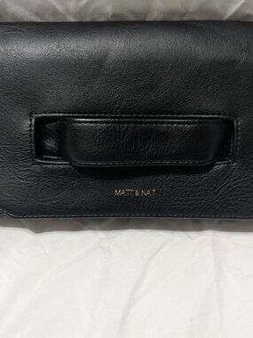 Matt & Nat black clutch purse/wallet